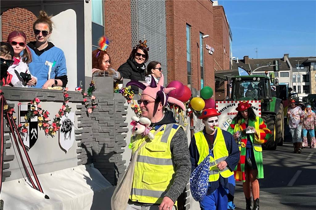 Impressionen vom Rosenmontagszug 2025 in Dorsten