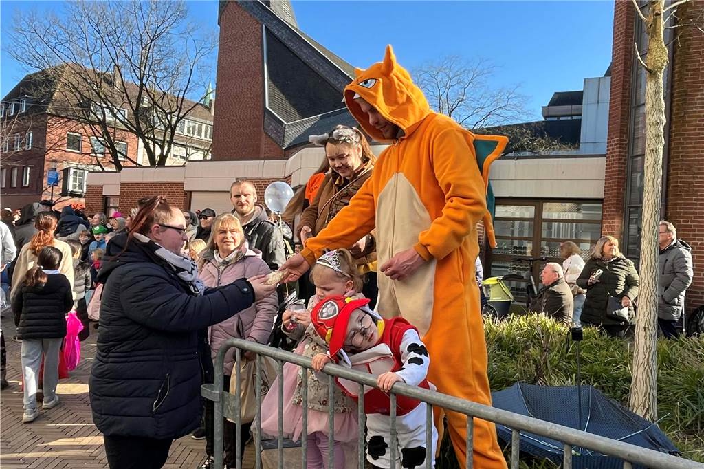Impressionen vom Rosenmontagszug 2025 in Dorsten