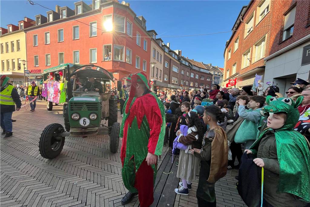 Impressionen vom Rosenmontagszug 2025 in Dorsten