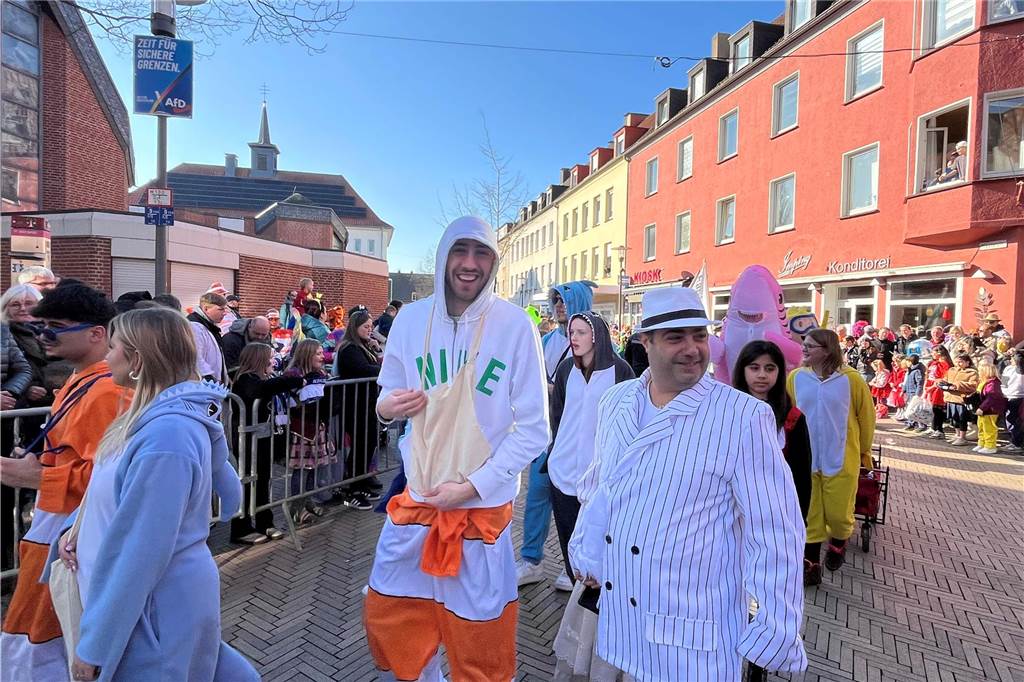Impressionen vom Rosenmontagszug 2025 in Dorsten