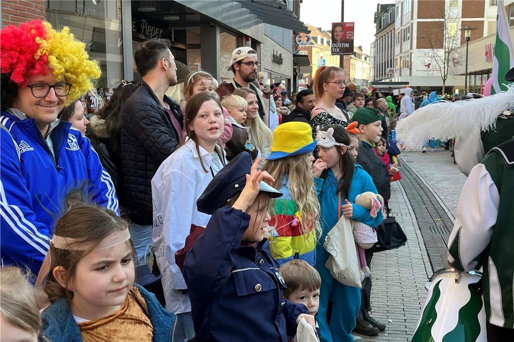 Impressionen vom Rosenmontagszug 2025 in Dorsten