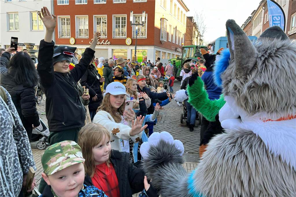 Impressionen vom Rosenmontagszug 2025 in Dorsten