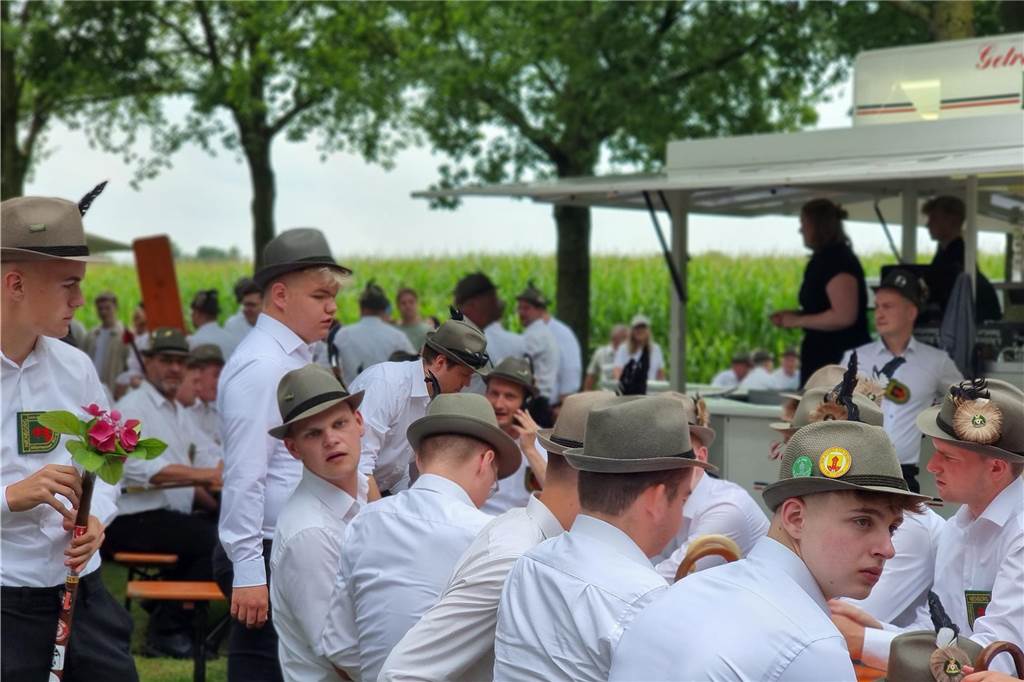 Impressionen vom Vogelschießen der Nienborger Bürgerschützen 2024. 