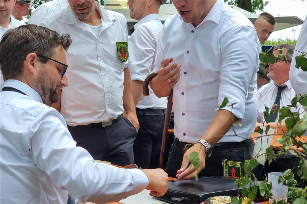 Impressionen vom Vogelschießen der Nienborger Bürgerschützen 2024. 