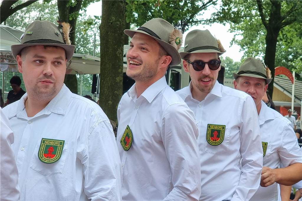 Impressionen vom Vogelschießen der Nienborger Bürgerschützen 2024. 