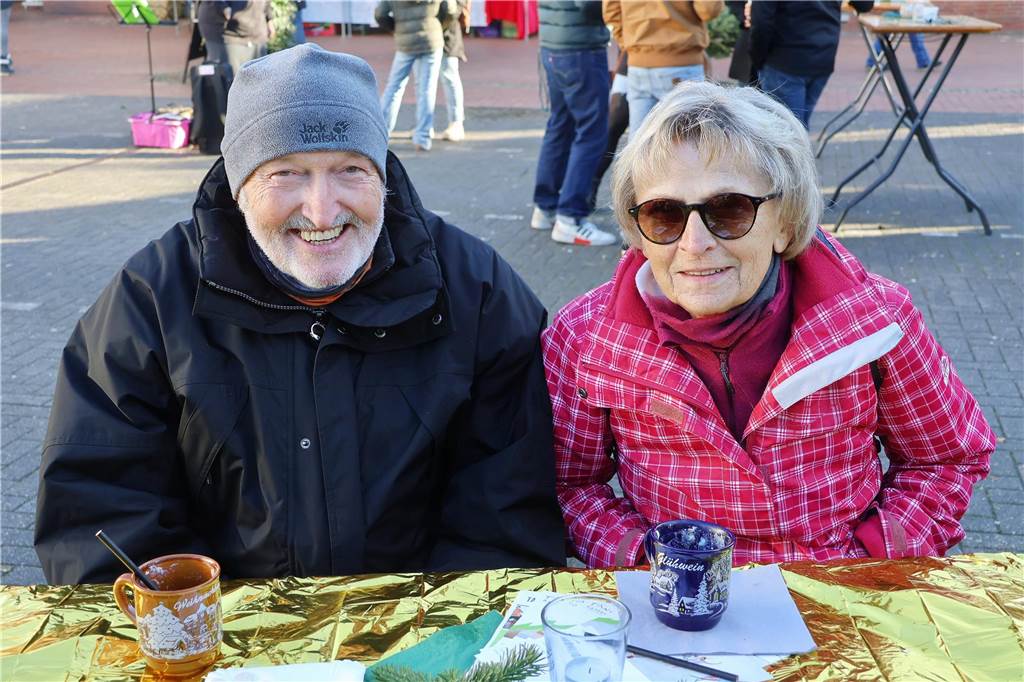 Impressionen vom Weihnachtsmarkt der Begegnung in Schermbeck