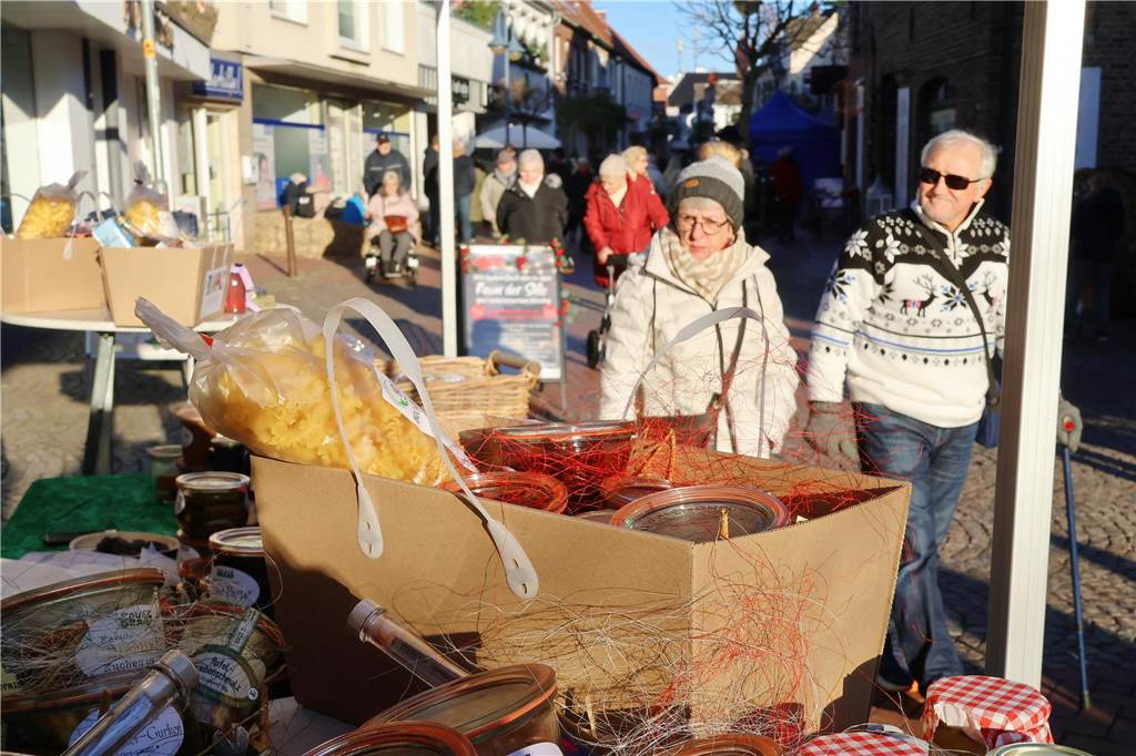 Impressionen vom Weihnachtsmarkt der Begegnung in Schermbeck