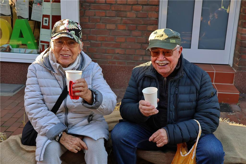 Impressionen vom Weihnachtsmarkt der Begegnung in Schermbeck
