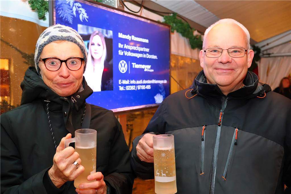 Impressionen vom Winterzauber auf dem Marktplatz in Dorsten mit WirSing