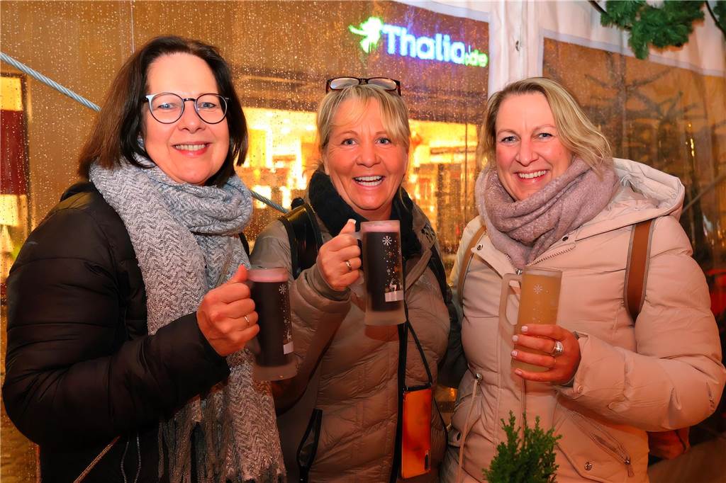 Impressionen vom Winterzauber auf dem Marktplatz in Dorsten mit WirSing