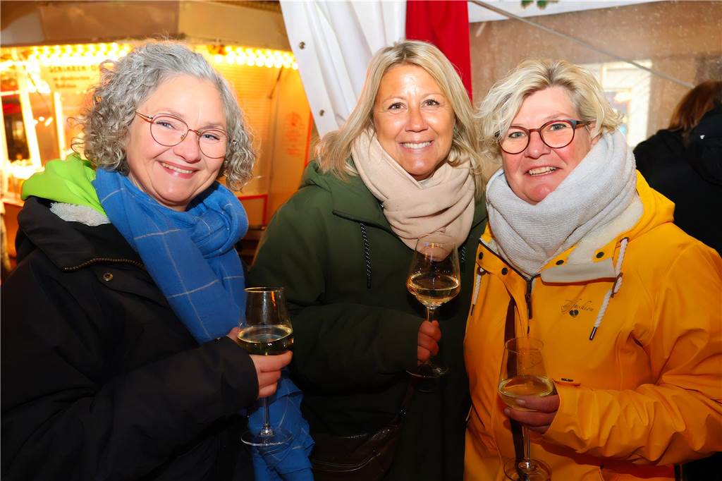 Impressionen vom Winterzauber auf dem Marktplatz in Dorsten mit WirSing