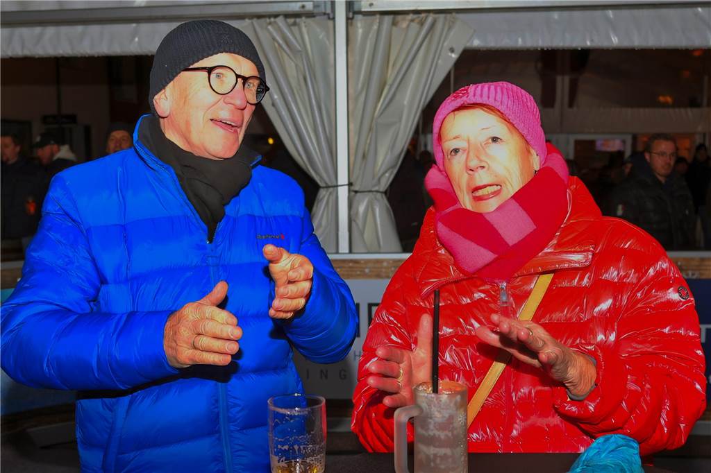 Impressionen vom Winterzauber auf dem Marktplatz in Dorsten mit WirSing