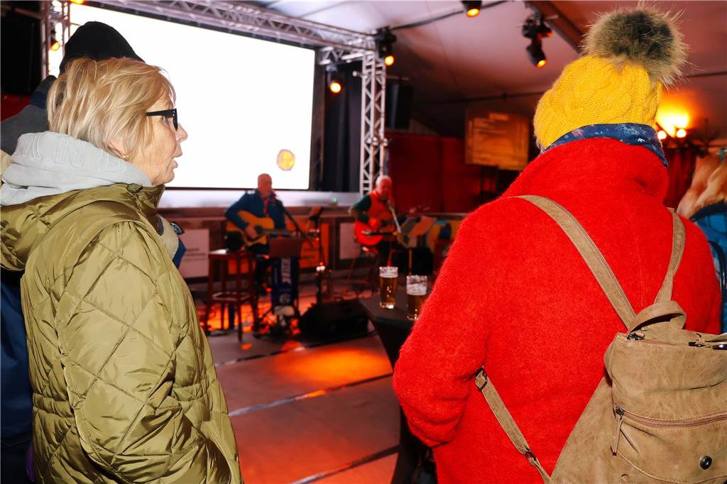 Impressionen vom Winterzauber auf dem Marktplatz in Dorsten mit WirSing