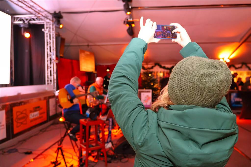 Impressionen vom Winterzauber auf dem Marktplatz in Dorsten mit WirSing