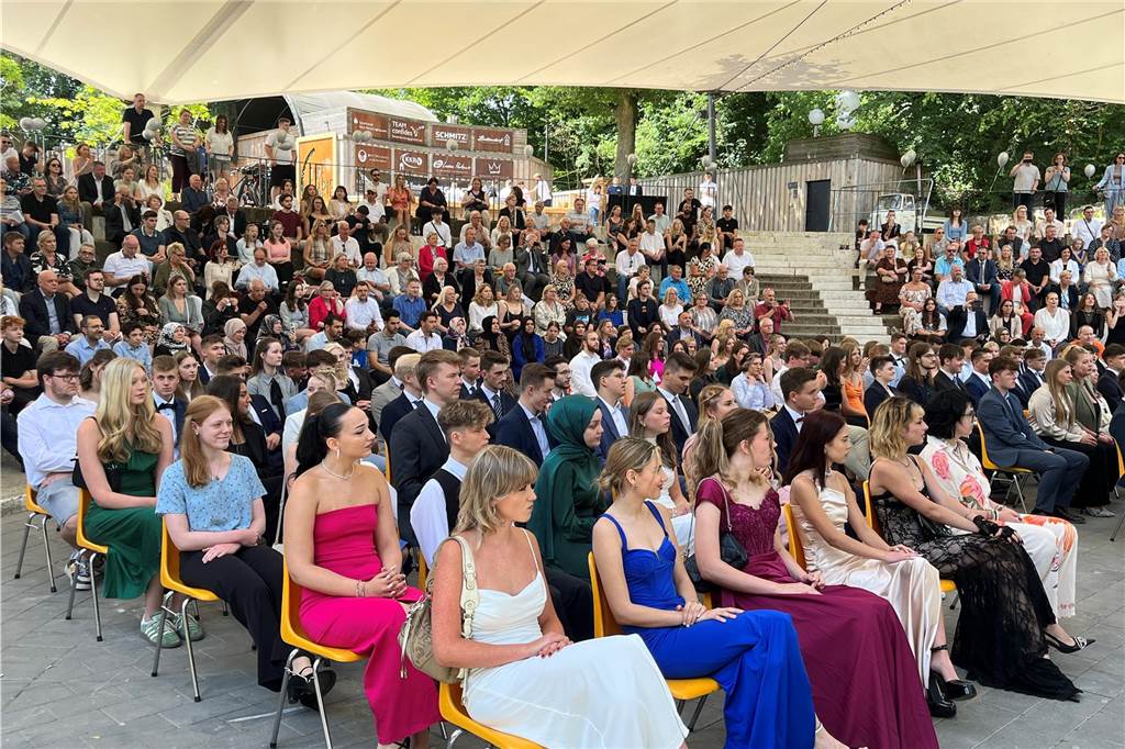 Impressionen von der Abitur-Feier des Gymnasium Petrinum