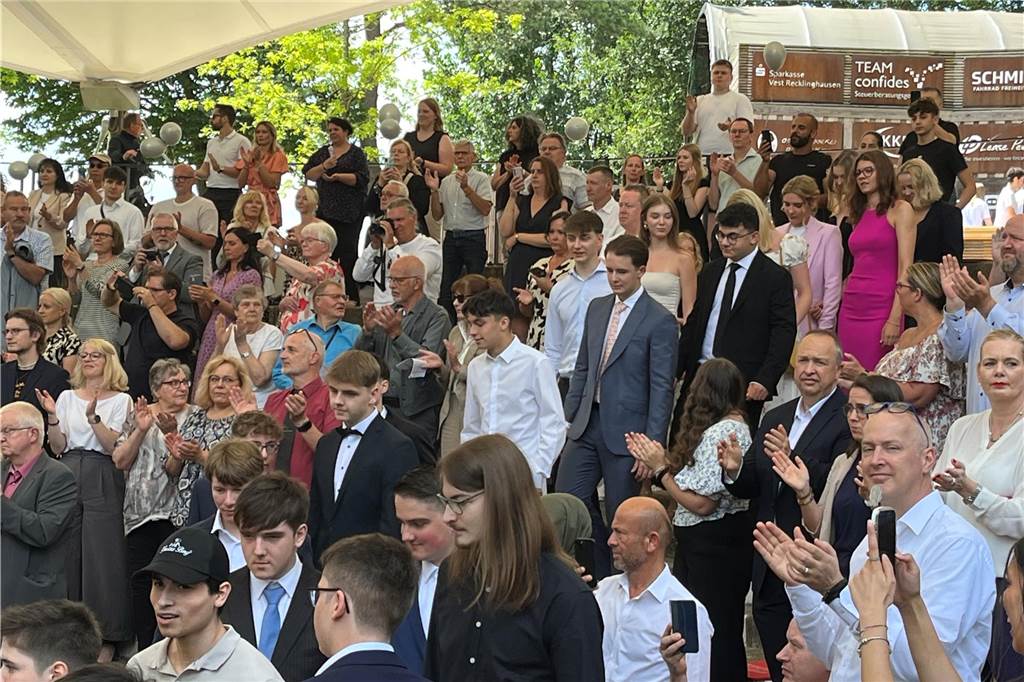Impressionen von der Abitur-Feier des Gymnasium Petrinum