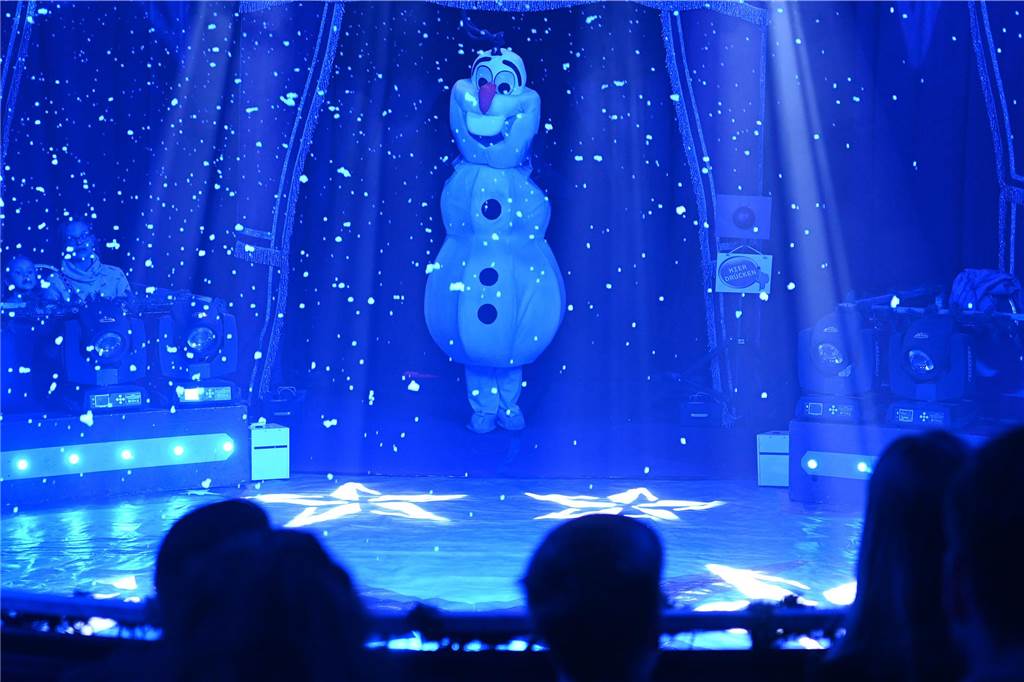 Impressionen von der Premiere des Dorstener Weihnachtscircus'