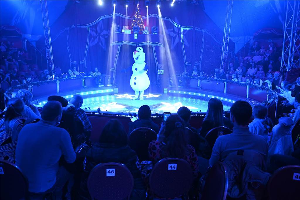 Impressionen von der Premiere des Dorstener Weihnachtscircus'