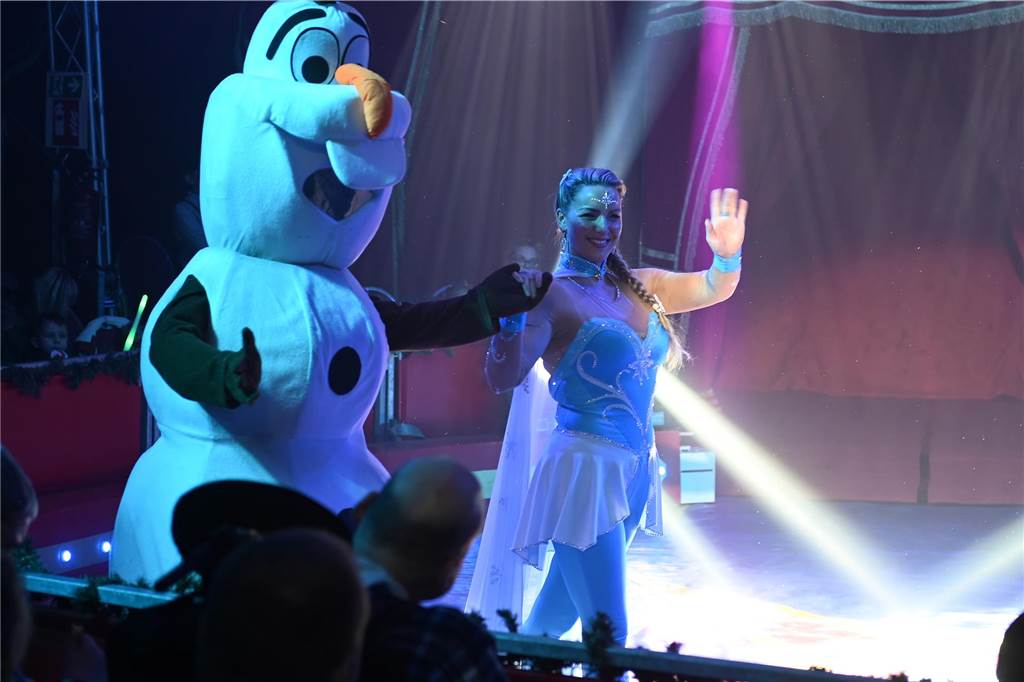 Impressionen von der Premiere des Dorstener Weihnachtscircus'