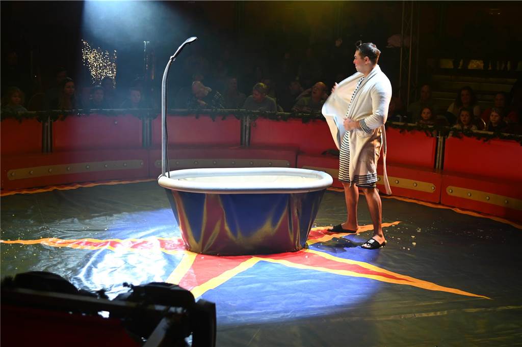 Impressionen von der Premiere des Dorstener Weihnachtscircus'