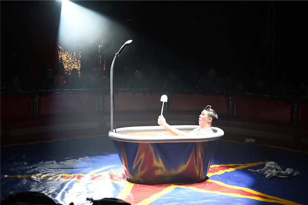 Impressionen von der Premiere des Dorstener Weihnachtscircus'