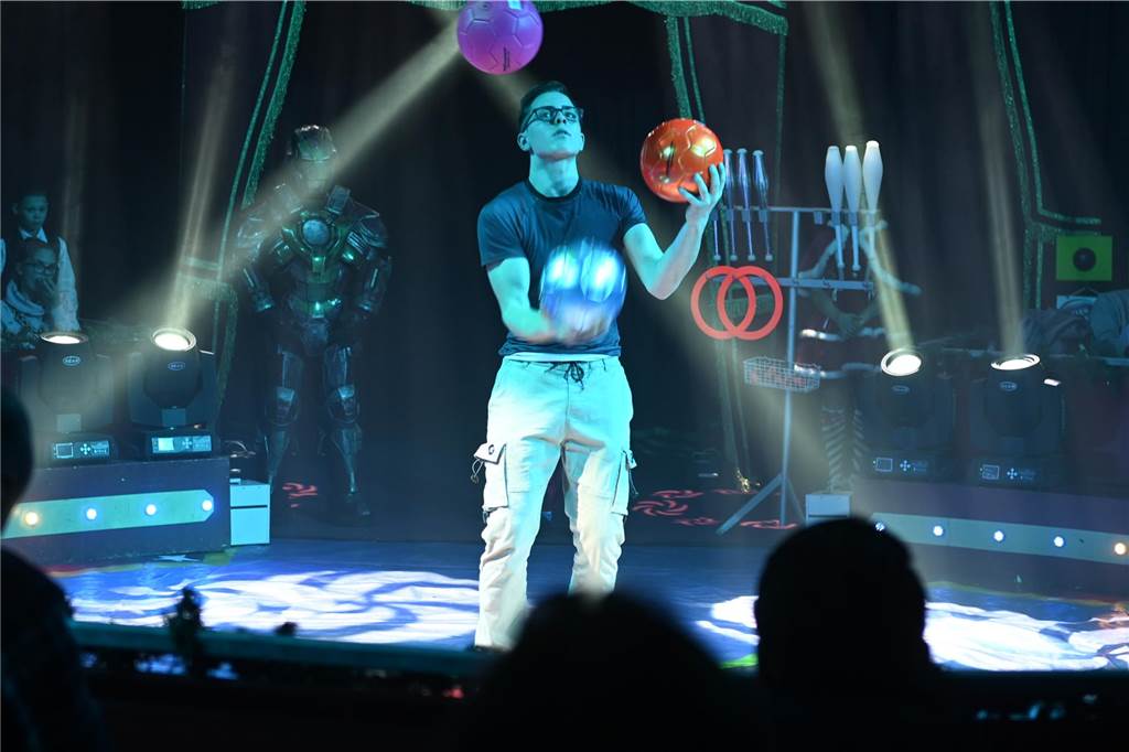 Impressionen von der Premiere des Dorstener Weihnachtscircus'