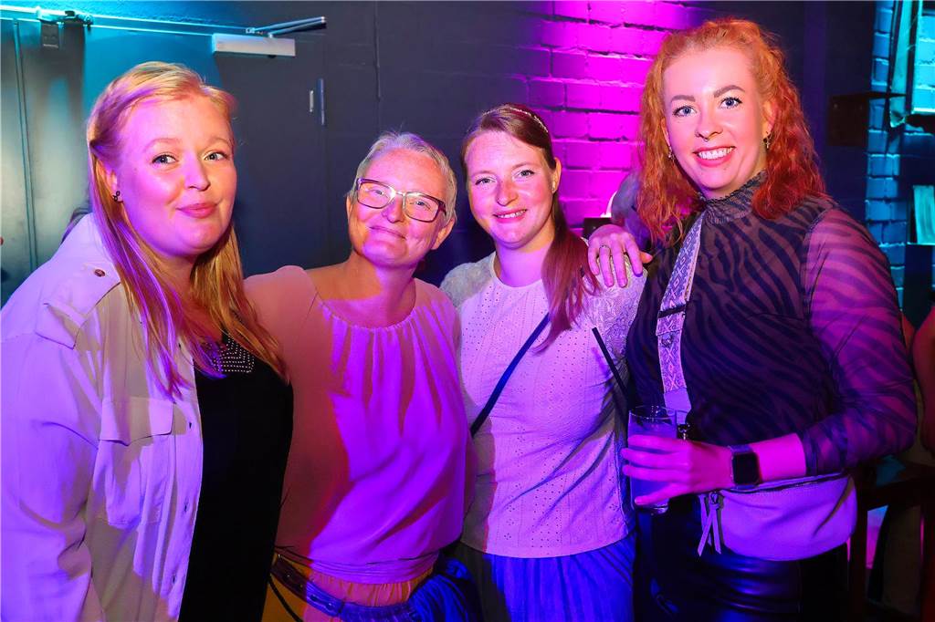 Impressionen von der "Tanzbar - Dorsten tanzt" in der Galerie der Traumfänger Fürst Leopold in Dorsten