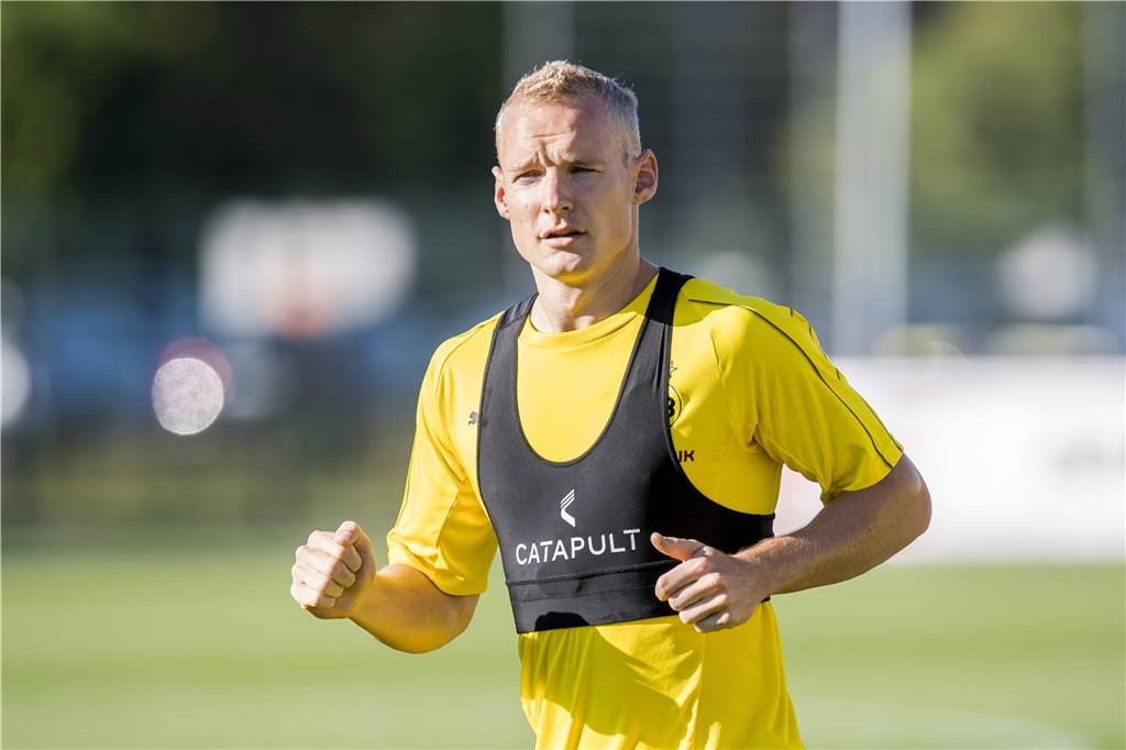 Sebastian Rode peilt Comeback in drei Wochen an - aber wohl nicht beim BVB In 2,5 Jahren absolvierte für den BVB lediglich 22 Pflichtspiele.