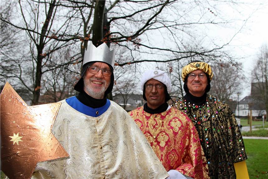 Sternsinger 2021 in Capelle bringen Segen kontaktlos per Videobotschaft In Capelle verkleiden sich gestandene Männer - Mitglieder des MGV Cäcilia - jedes Jahr als Sternsinger. Anders als gewöhnlich ziehen sie in diesem Jahr nicht von Haus zu Haus. Trotzdem wollen die Sänger wieder Spenden sammeln.