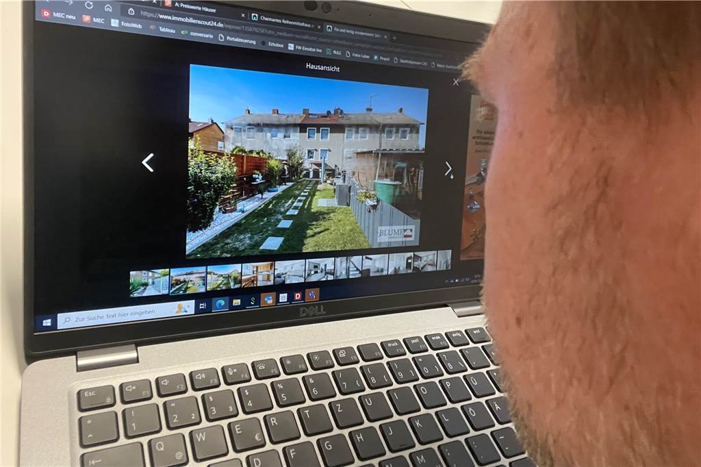 Immobilienmarkt: Eigenheime in Castrop-Rauxel angeboten für um 200.000 Euro In den Aapwiesen ist dieses Haus mit Garten und Garage zurzeit für rund 230.000 Euro zu haben. Es wurde 2009 bis 2011 saniert, inklusive Dacherneuerung.