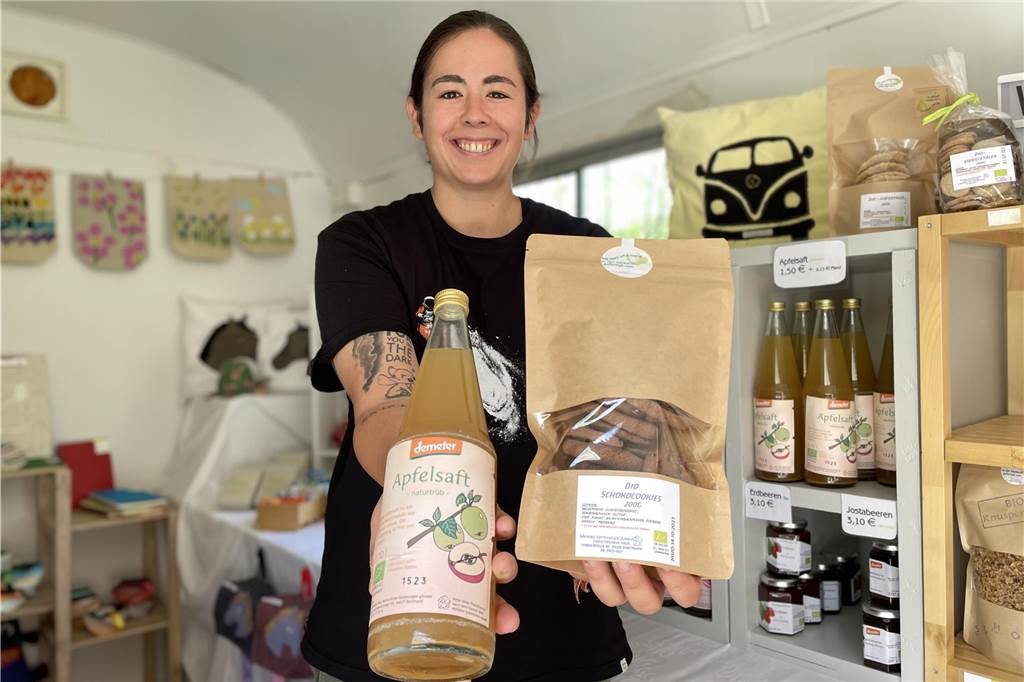 Erntefrisches Gemüse und Geschenkartikel: Mini-Markt wieder komplett Der Mini-Markt auf Gut Königsmühle ist wieder komplett.