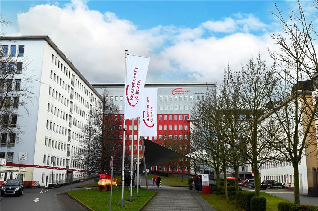 Schlaganfall mit 59: Neuartige Behandlungsmethode hilft Gernot Eder In den Knappschaft Kliniken Dortmund wird jetzt auch das Verfahren der Thrombektomie bei Schlaganfall-Patienten eingesetzt.