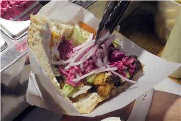 In den USA gibt es mittlerweile über 100 typische Döner-Läden. Foto: Johannes Schmitt-Tegge