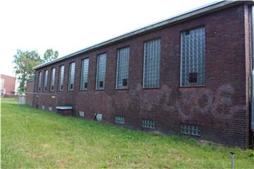 In der alten Schalterhalle der Kokerei Hansa soll 2022 ein neues Jugendzentrum entstehen.