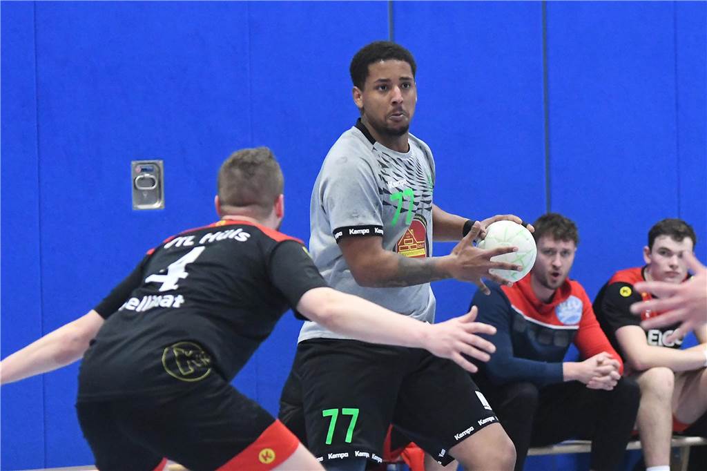 In der ASG-Halle traf am Sonntag (2. März) die HSG Rauxel-Schwerin auf den VfL Hüls. Im Abstiegskampf der Bezirksliga unterlagen die HSG-Handballer mit 30:33.