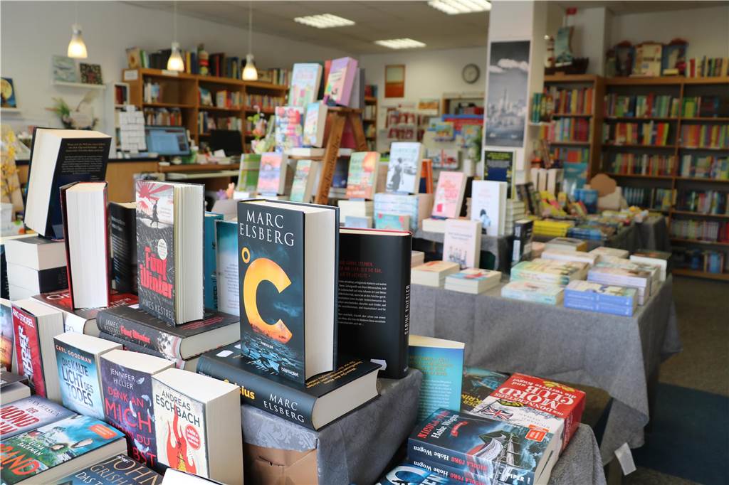 In der Buchhandlung fehlt oft die Zeit, um ausgiebig auf die Buchvorlieben der Leserinnen und Leser einzugehen.