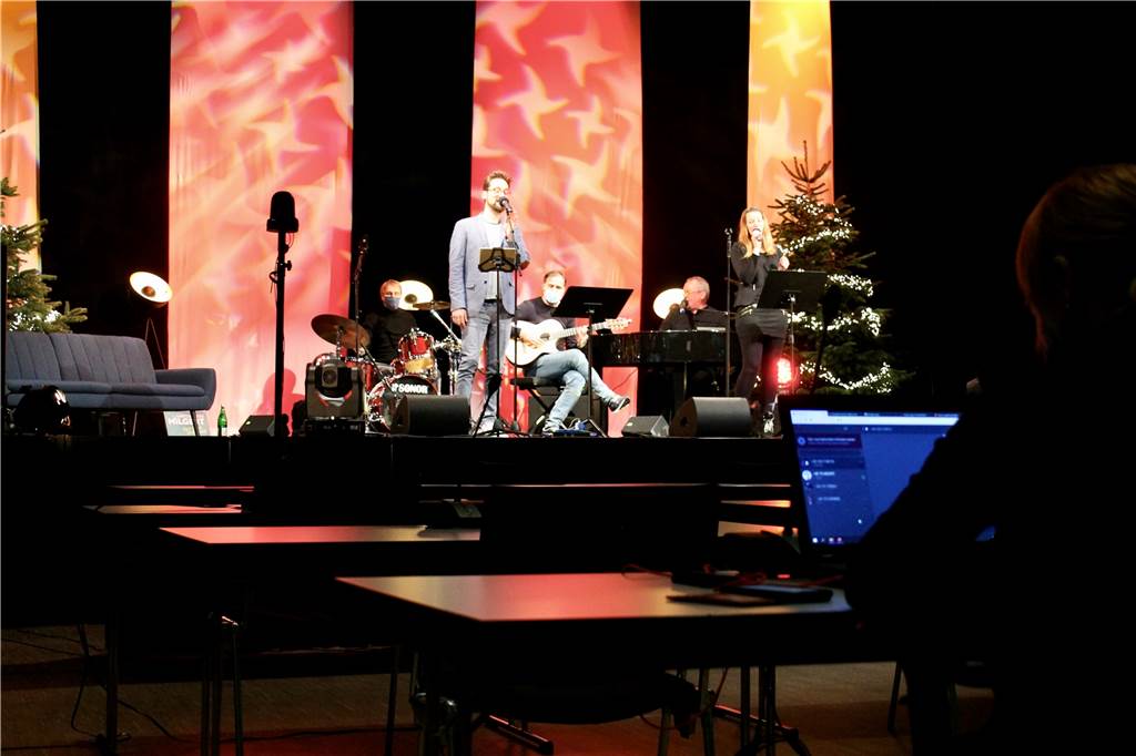 Mitmach-Veranstaltung im „Winterdorf“: Ahaus singt für den guten Zweck In der Corona-Zeit wurde das Event per Livestream veranstaltet