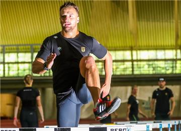 In der Dortmunder Helmut-Körnig-Halle feilt Pilot Pablo Nolte weiter an seiner starken Form.
