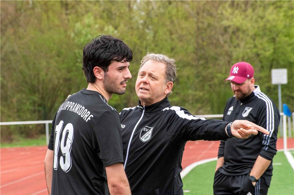 In der ersten Minute ging der TuS Sythen II in Führung, danach traf aber nur noch der SV Lippramsdorf II: 6:1 für den LSV hieß es am Ende im Derby in der Kreisliga C2.