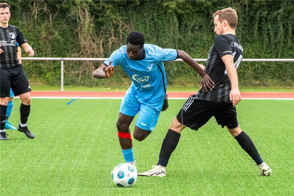 In der ersten Minute ging der TuS Sythen II in Führung, danach traf aber nur noch der SV Lippramsdorf II: 6:1 für den LSV hieß es am Ende im Derby in der Kreisliga C2.