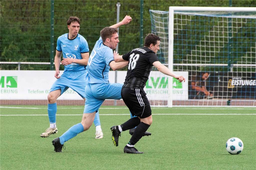 In der ersten Minute ging der TuS Sythen II in Führung, danach traf aber nur noch der SV Lippramsdorf II: 6:1 für den LSV hieß es am Ende im Derby in der Kreisliga C2.