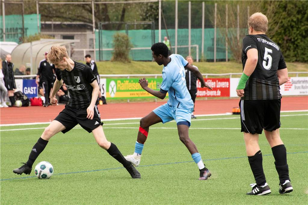 In der ersten Minute ging der TuS Sythen II in Führung, danach traf aber nur noch der SV Lippramsdorf II: 6:1 für den LSV hieß es am Ende im Derby in der Kreisliga C2.