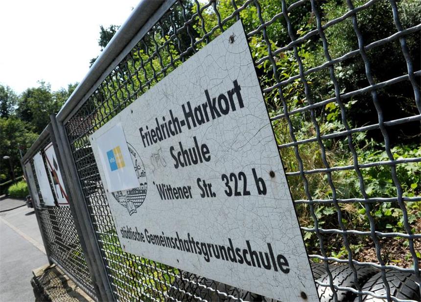 Erstaufnahme-Einrichtung soll halbes Jahr bestehen In der Friedrich-Harkort-Schule werden bald Flüchtlinge aufgenommen.
