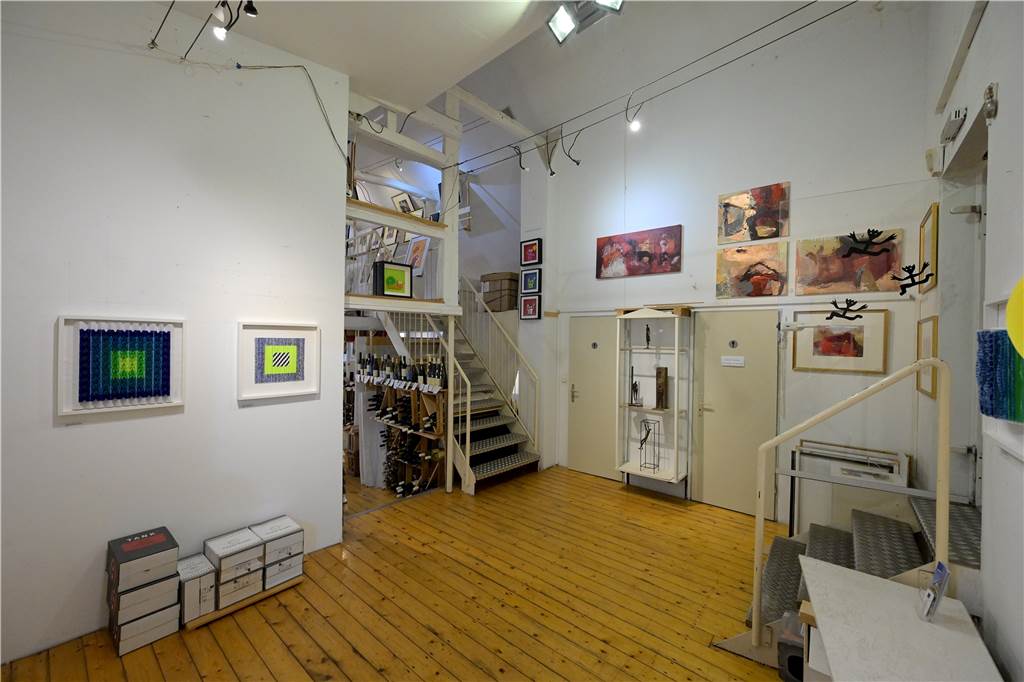 In der Galerie Anders sind Werke von nationalen und internationalen Künstlern ausgestellt.