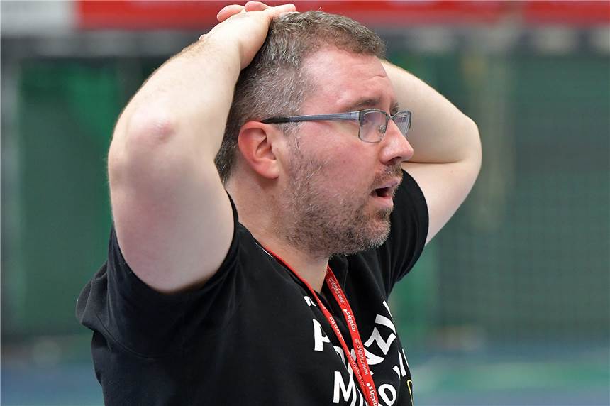 Coronavirus: Sind die LSV-Handballerinnen am Ende der Verlierer? In der Handball-Verbandsliga der Frauen könnte der Lüner SV zum Härtefall werden. Die Mannschaft von Coach Marcel Mai hat ein Spiel weniger absolviert und ist nur deswegen Tabellendritter.