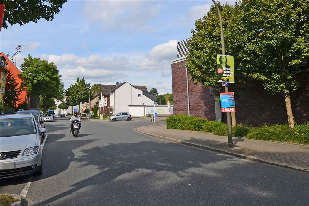 Die Huckarder Allee in Huckarde