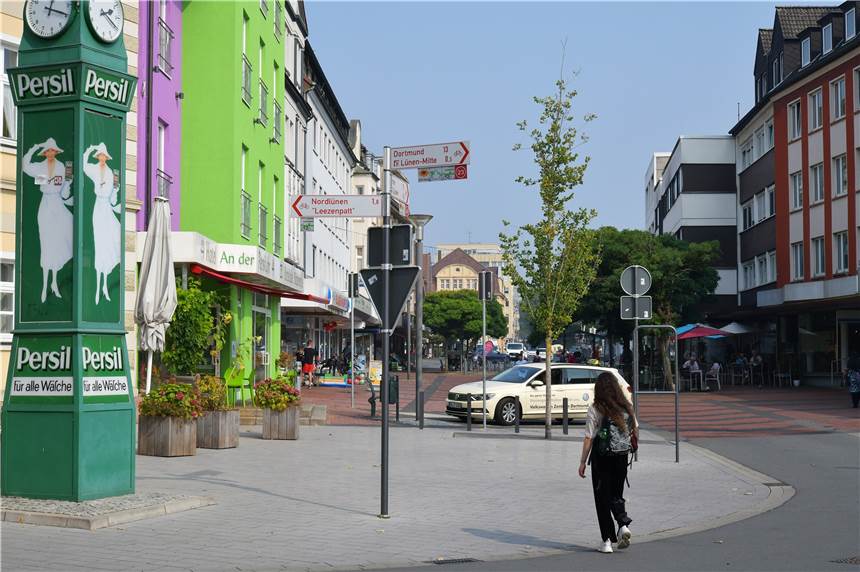 Antrag des City-Rings scheitert: Kein Kurzzeitparken an der Münsterstraße In der innerstädtischen Münsterstraße gibt es zu wenig Kurzzeitparkplätze, sagt der City-Ring. Die Verwaltung favorisiert eine komplette Umgestaltung.
