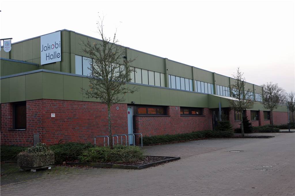 Geringe Nachfrage: Gemeinde sagt Impfaktion ab – und forscht nach Gründen In der Jakobi-Halle werden erst im Januar wieder Impfstraßen eingerichtet.