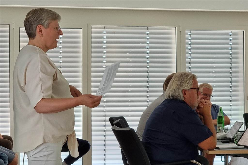 Mutmachwerkstatt in finanzieller Not: Gemeinde stellt Hilfe in Aussicht Gisa Sendfeld in der jüngsten Ratssitzung.