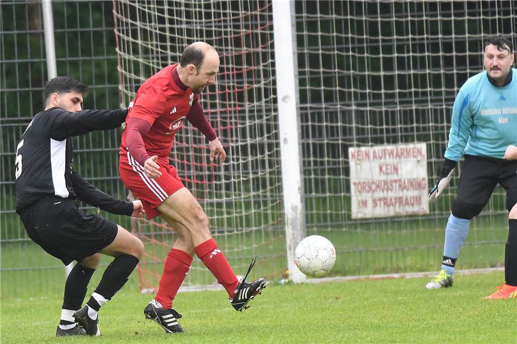In der Kreisliga C3 Recklinghausen feierte der TuS Henrichenburg IIIÌein 10:1 (2:0)-Schützenfest gegen Fenerbahce Marl III.